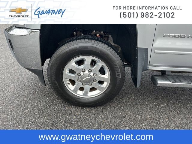 Used 2015 Chevrolet Silverado 2500 LT w/ LT Convenience Package image 14