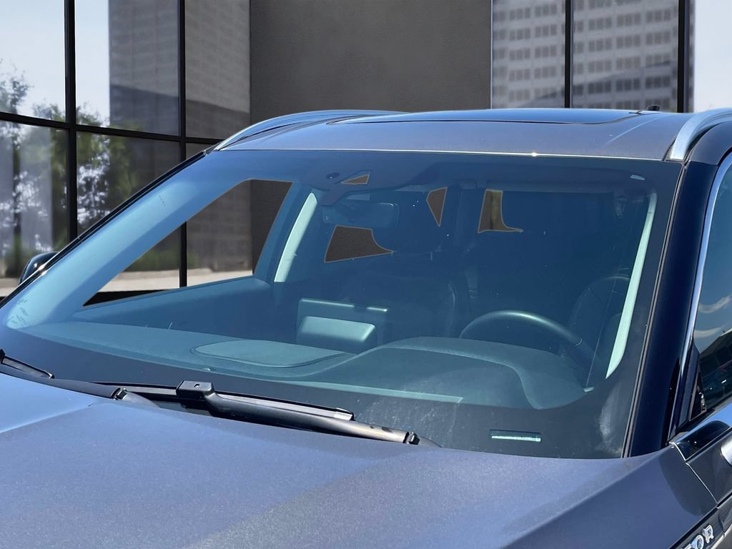 Used 2023 Lincoln Aviator 2WD w/ Premium Package image 35