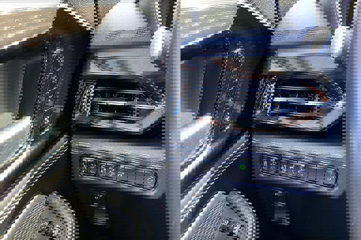 Used 2022 Acura MDX SH-AWD w/ Advance Package image 33