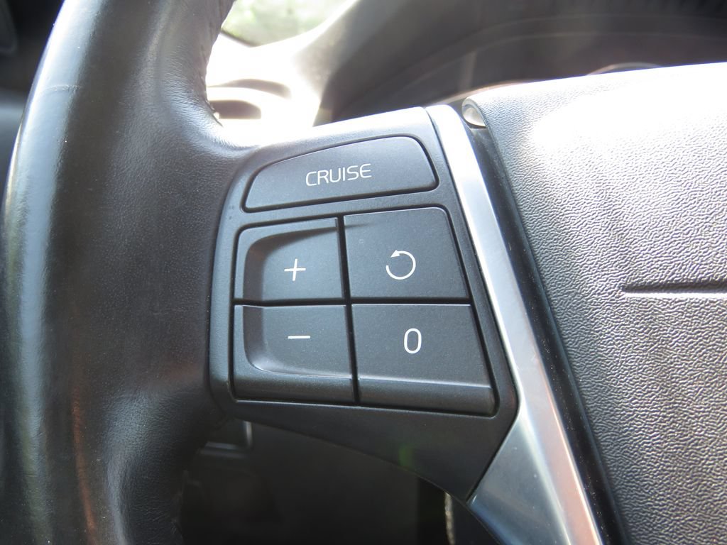 Used 2016 Volvo S80 T5 w/ Convenience Package FWD image 20