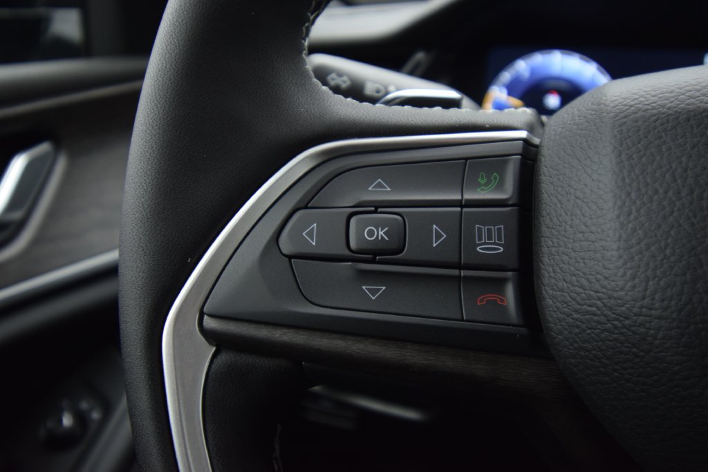 New 2026 Jeep Grand Cherokee Altitude AWD/4WD image 25