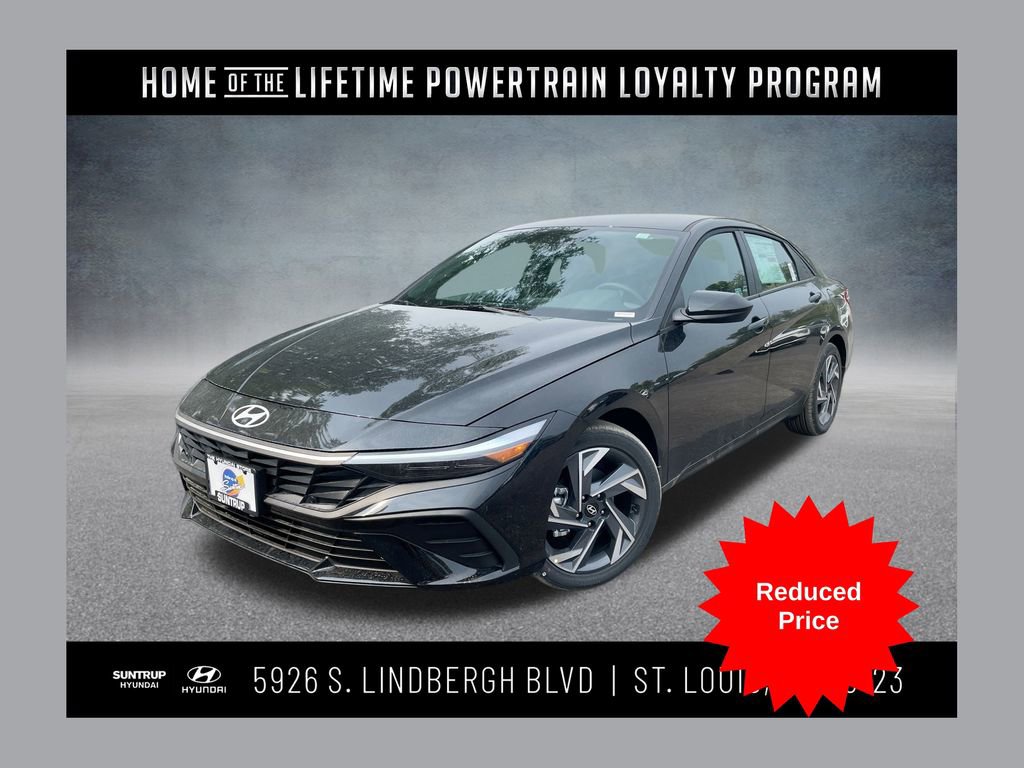 Used 2025 Hyundai Elantra Sport image 1