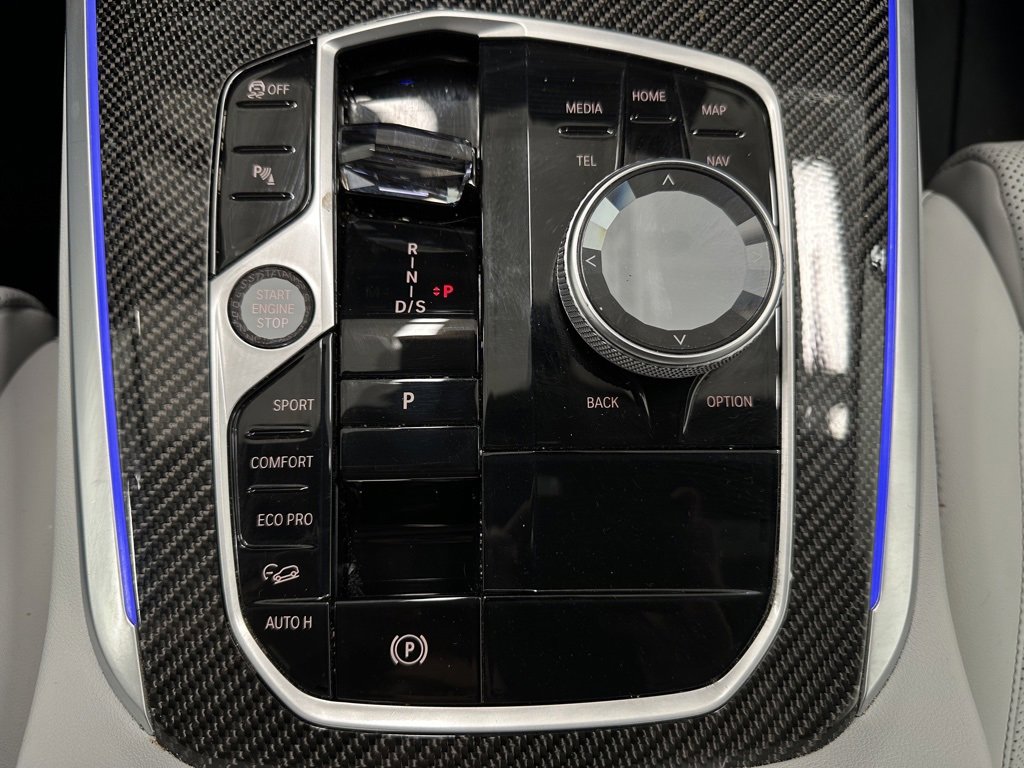 Used 2025 BMW X5 M60i image 30