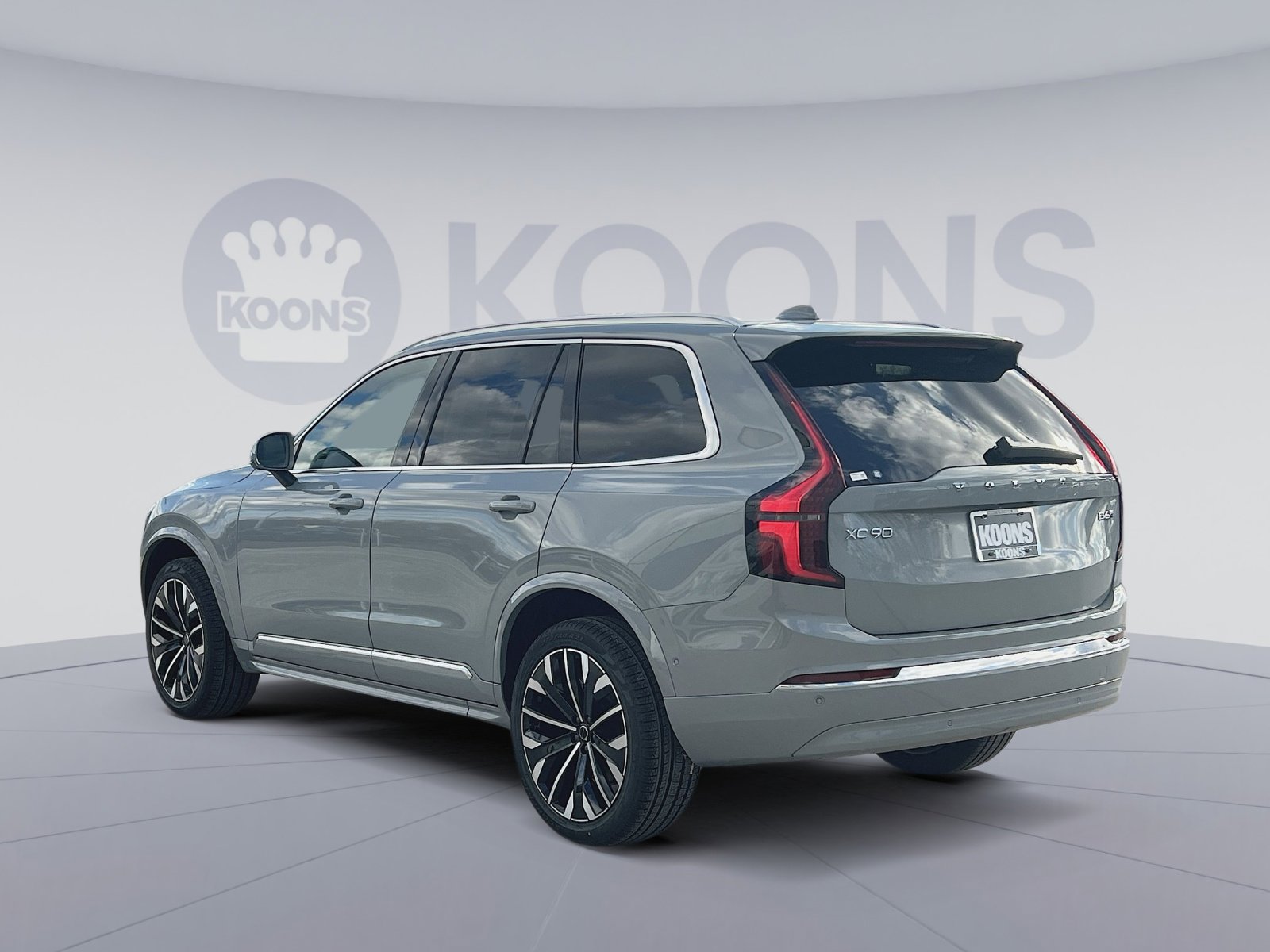 New 2026 Volvo XC90 B6 Ultra w/ Protection Package AWD/4WD image 4