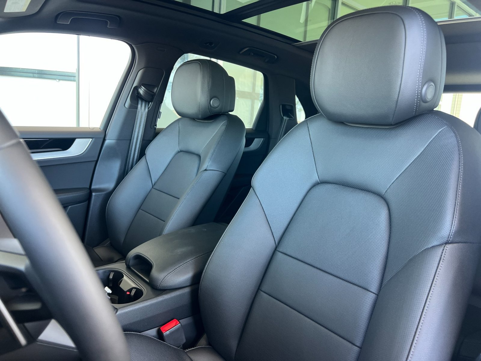 New 2026 Porsche Cayenne AWD/4WD image 5