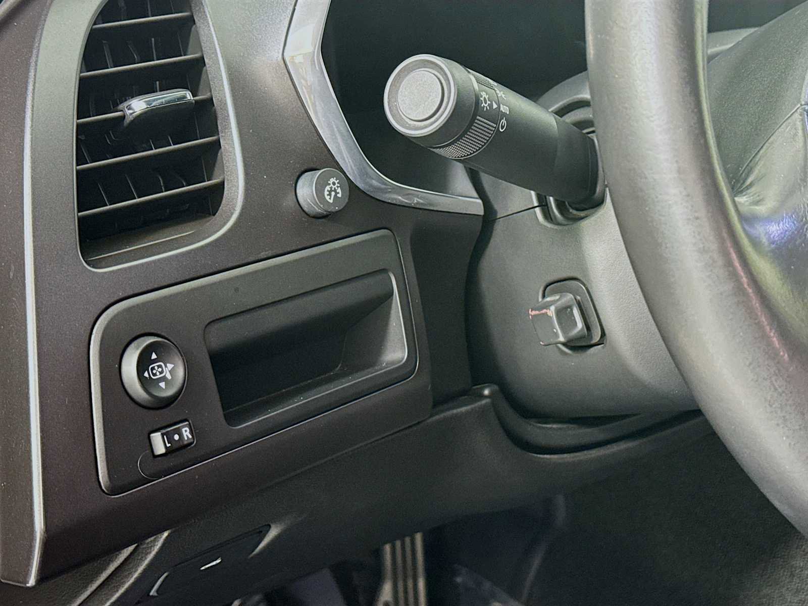 Used 2017 Chevrolet Corvette Stingray Coupe w/ 1LT image 14