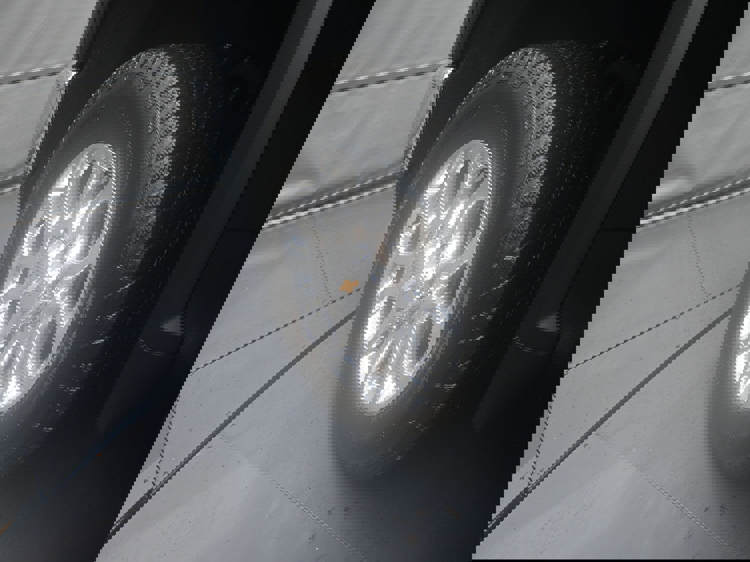 Certified 2025 Chevrolet Silverado 2500 LTZ w/ LTZ Convenience Package image 36