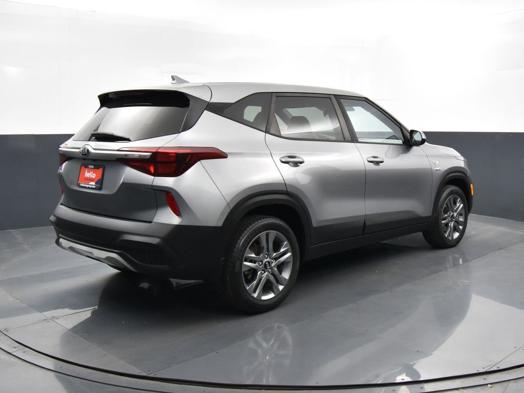 Used 2021 Kia Seltos LX image 28