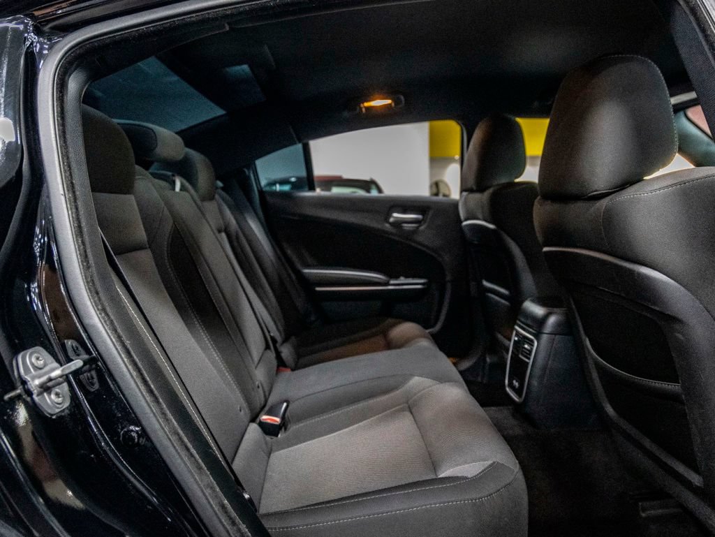 Used 2017 Dodge Charger R/T RWD image 30