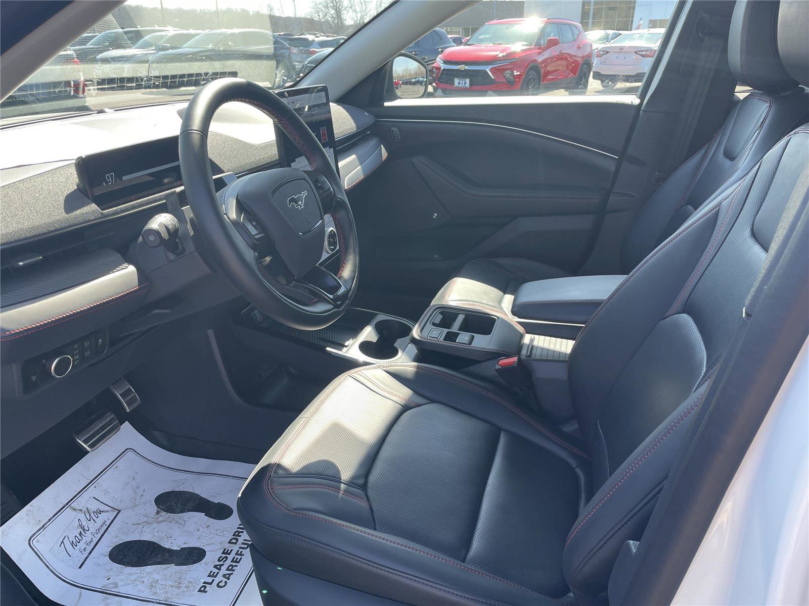 Used 2025 Ford Mustang Mach-E Premium w/ Sport Appearance Package AWD/4WD image 9