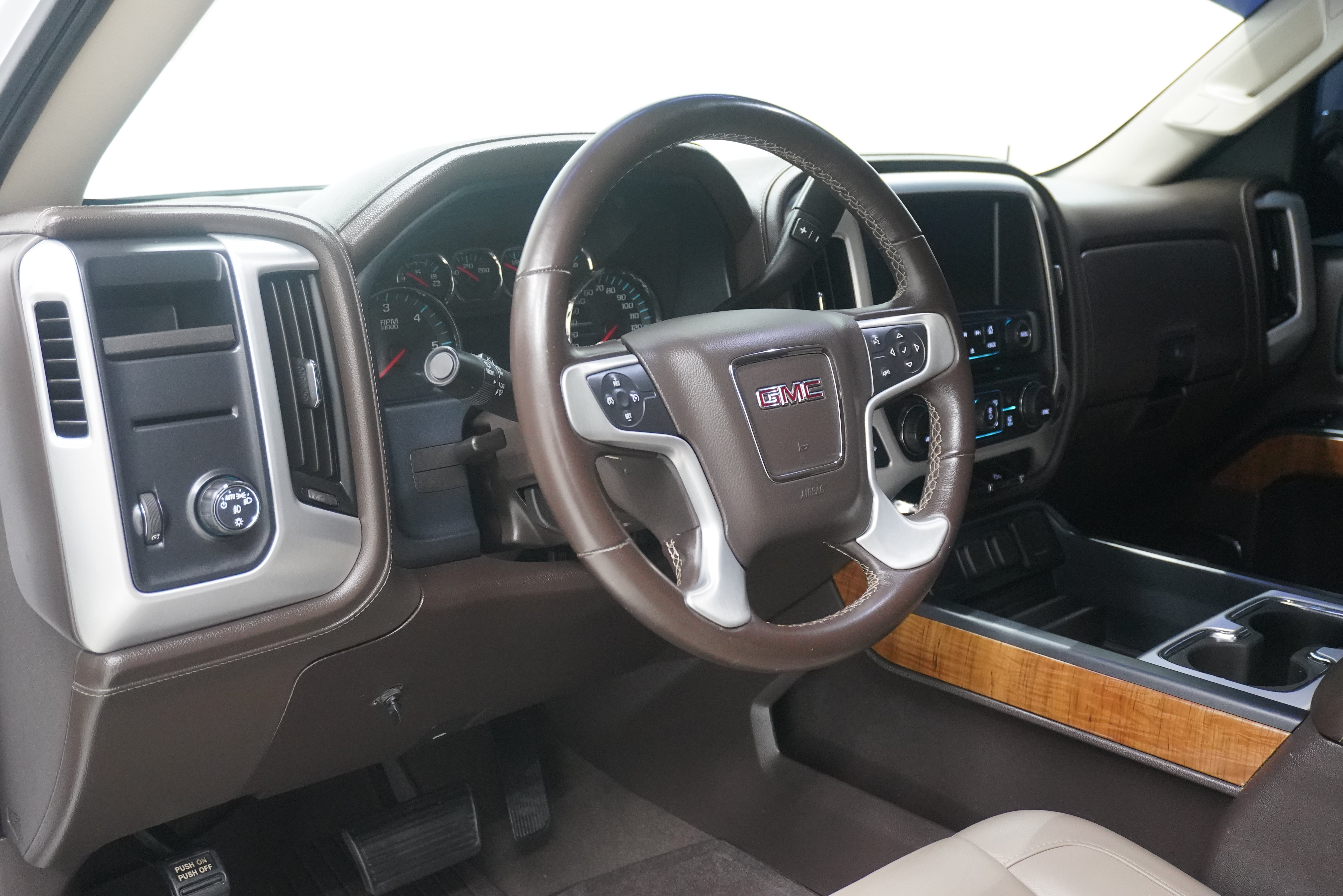 Used 2018 GMC Sierra 1500 SLT w/ Texas SLT Premium Package RWD image 11