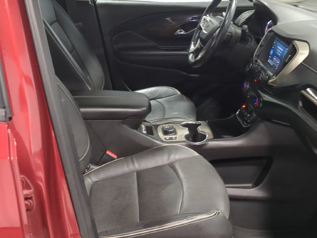 Used 2018 GMC Terrain Denali w/ Comfort Package FWD image 27