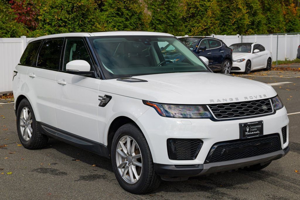 Used 2022 Land Rover Range Rover Sport SE image 9