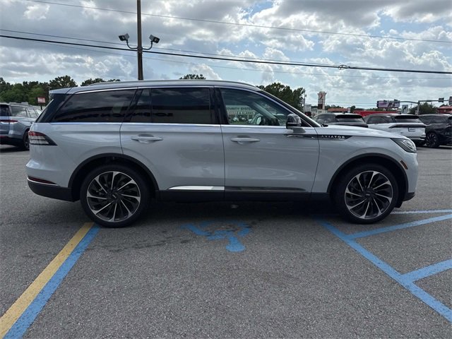 New 2025 Lincoln Aviator Reserve image 3