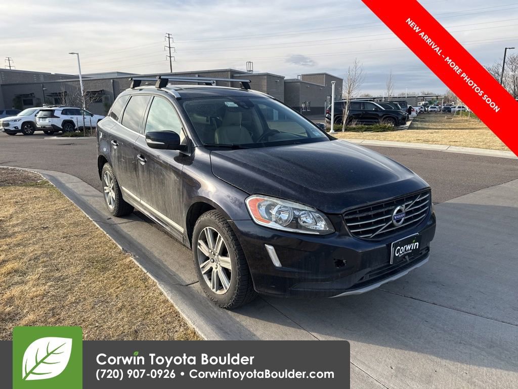 Used 2017 Volvo XC60 T5 Inscription w/ Preferred Option Package image 1