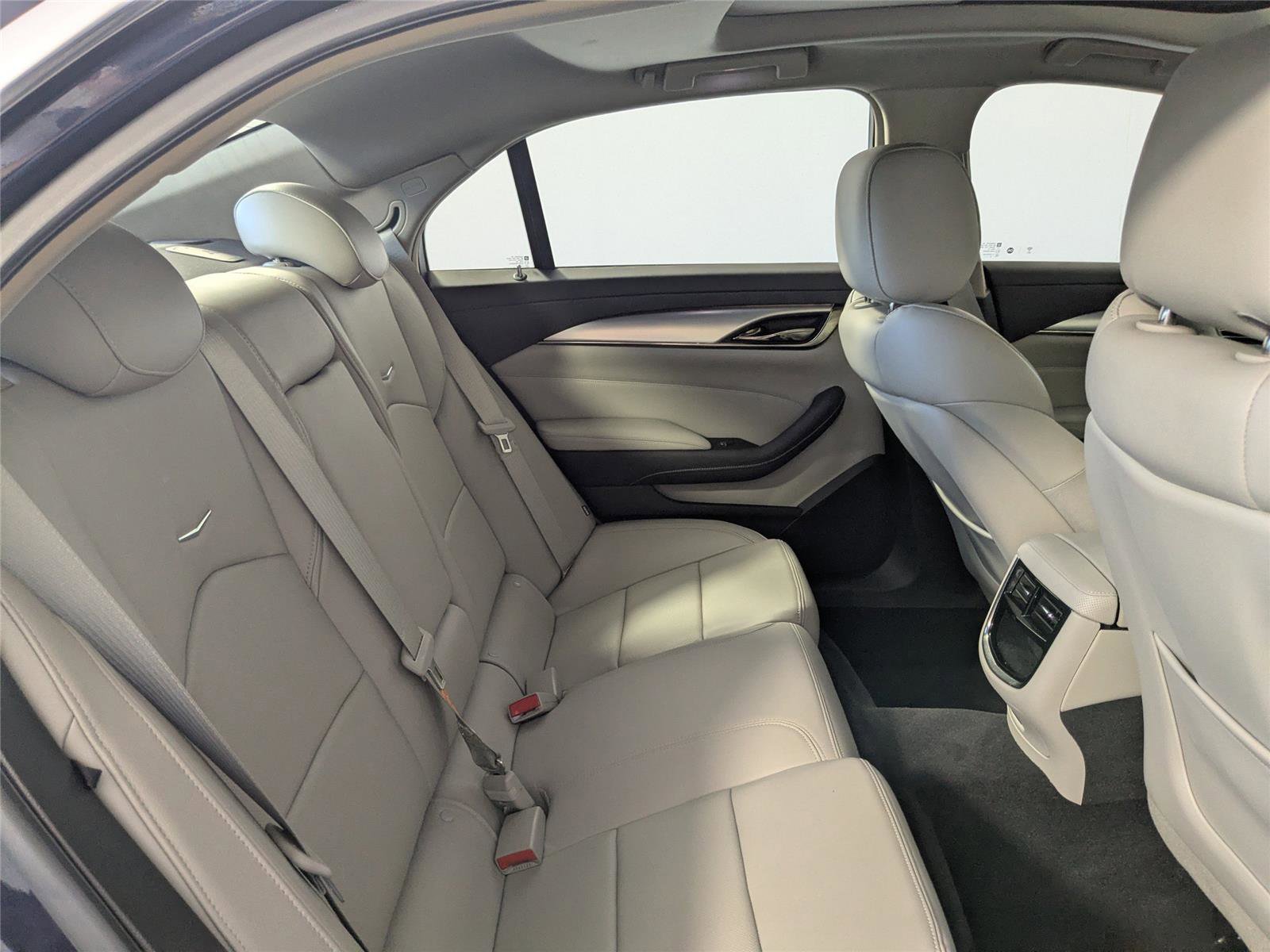 Used 2019 Cadillac CTS Luxury image 27