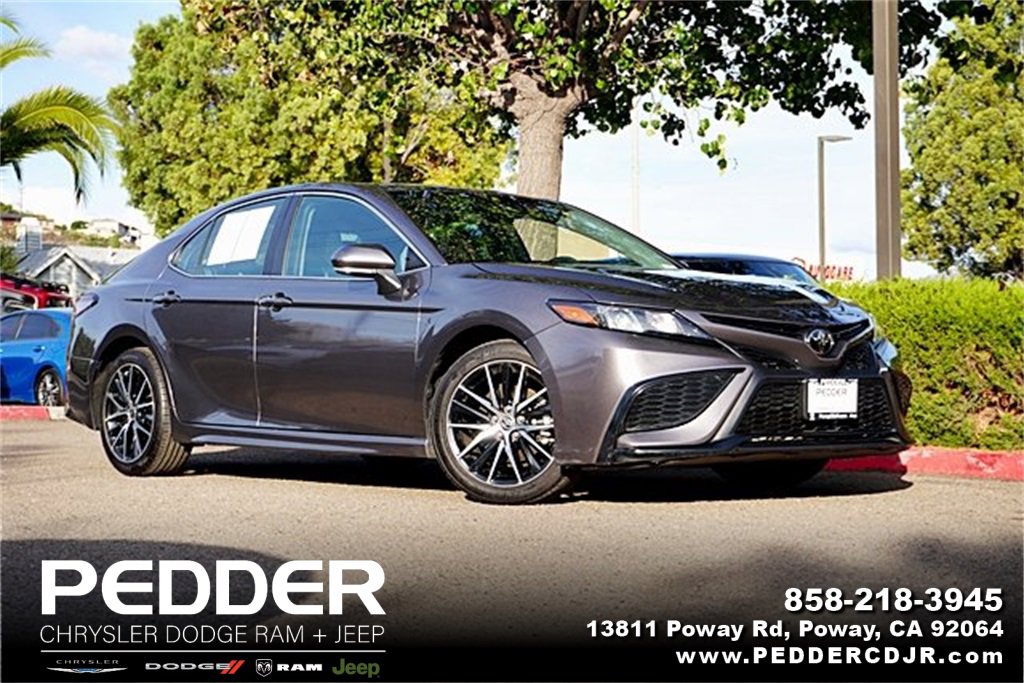 Used 2023 Toyota Camry SE