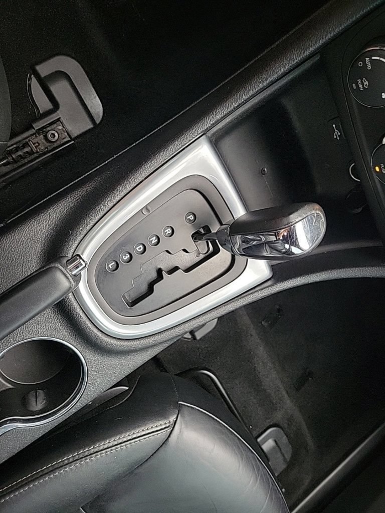 Used 2014 Dodge Avenger SXT w/ Sun/Sound Group FWD image 28