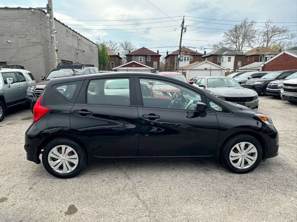 Used 2018 Nissan Versa Note SV image 4