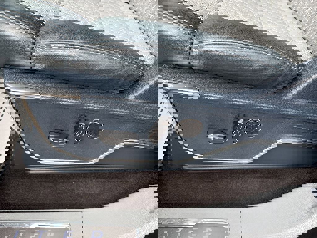 Used 2021 Ford F150 Limited image 18