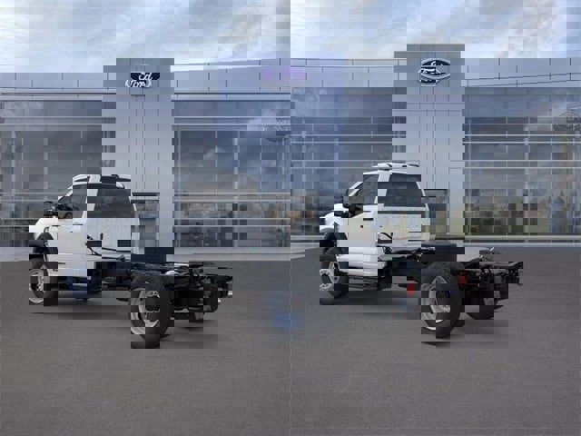 New 2026 Ford F550 4x4 Regular Cab Super Duty w/ XL Chrome Package image 33