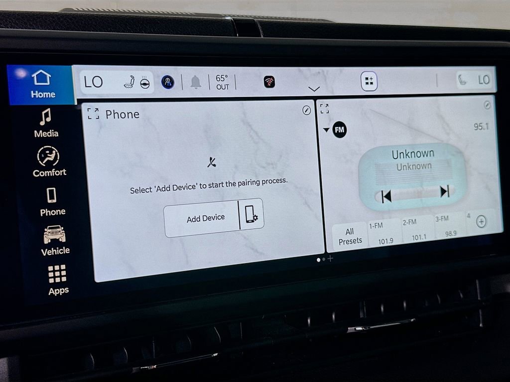 Used 2024 Jeep Wrangler Willys image 24