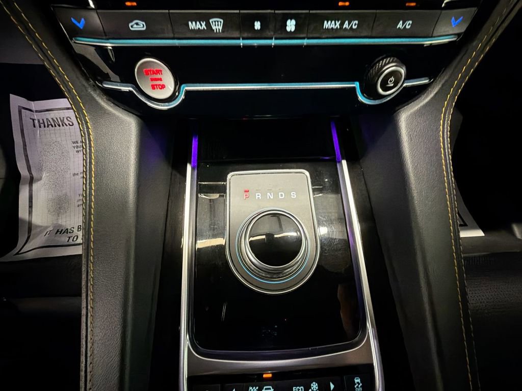 Used 2020 Jaguar F-PACE 300 Sport image 16