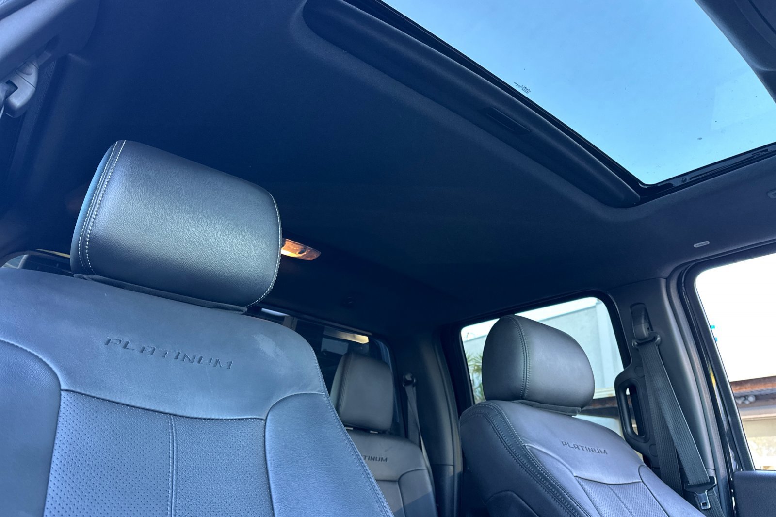 Used 2015 Ford F250 Platinum w/ FX4 Off-Road Package image 15