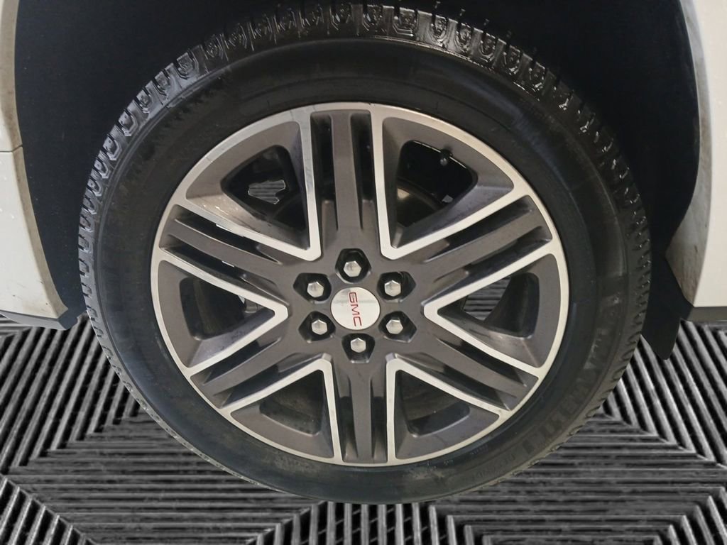 Used 2019 GMC Acadia Denali w/ Technology Package image 5