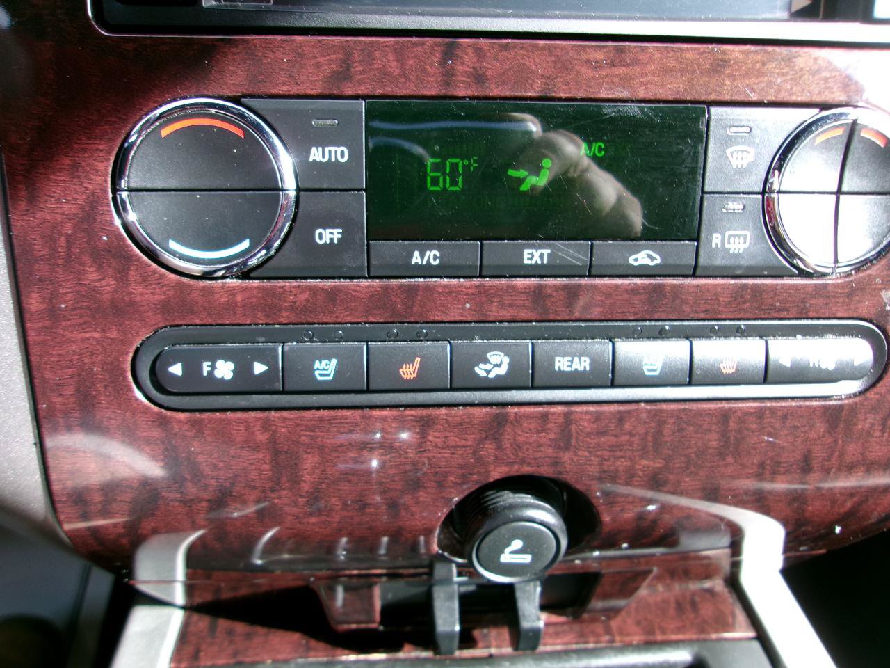 Used 2013 Ford Expedition EL King Ranch RWD image 27