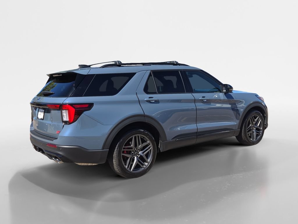 Used 2025 Ford Explorer ST w/ Sun And Sound Package AWD/4WD image 5