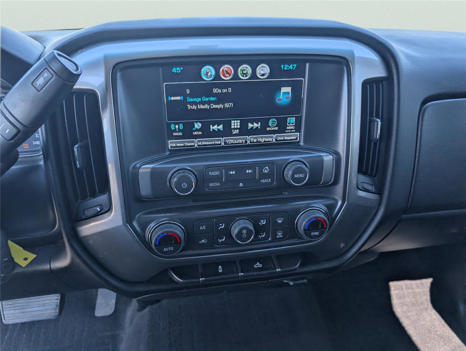 Used 2018 Chevrolet Silverado 1500 LT w/ Texas Edition image 16
