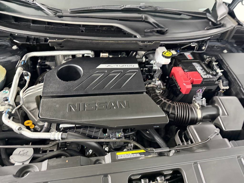 Used 2025 Nissan Rogue SV image 34