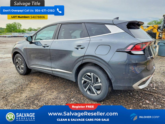 Used 2023 Kia Sportage LX AWD/4WD image 3