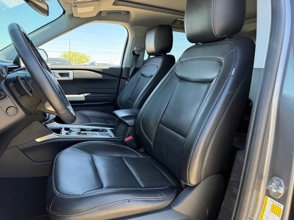 Used 2021 Ford Explorer Limited w/ Equipment Group 301A image 26