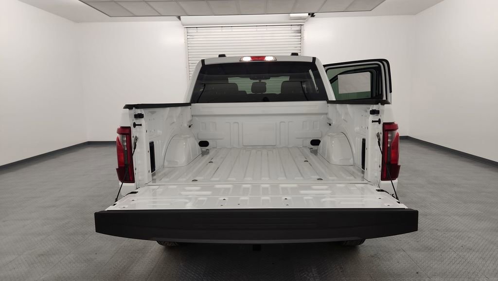New 2026 Ford F150 XLT w/ XLT Chrome Appearance Package image 25