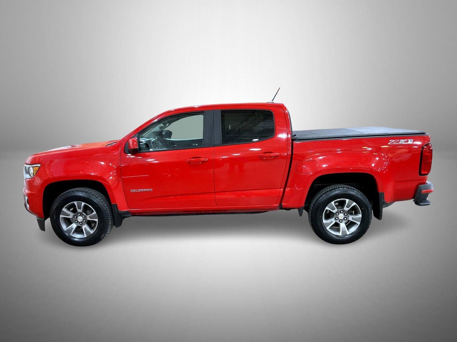 Used 2020 Chevrolet Colorado Z71 AWD/4WD image 8