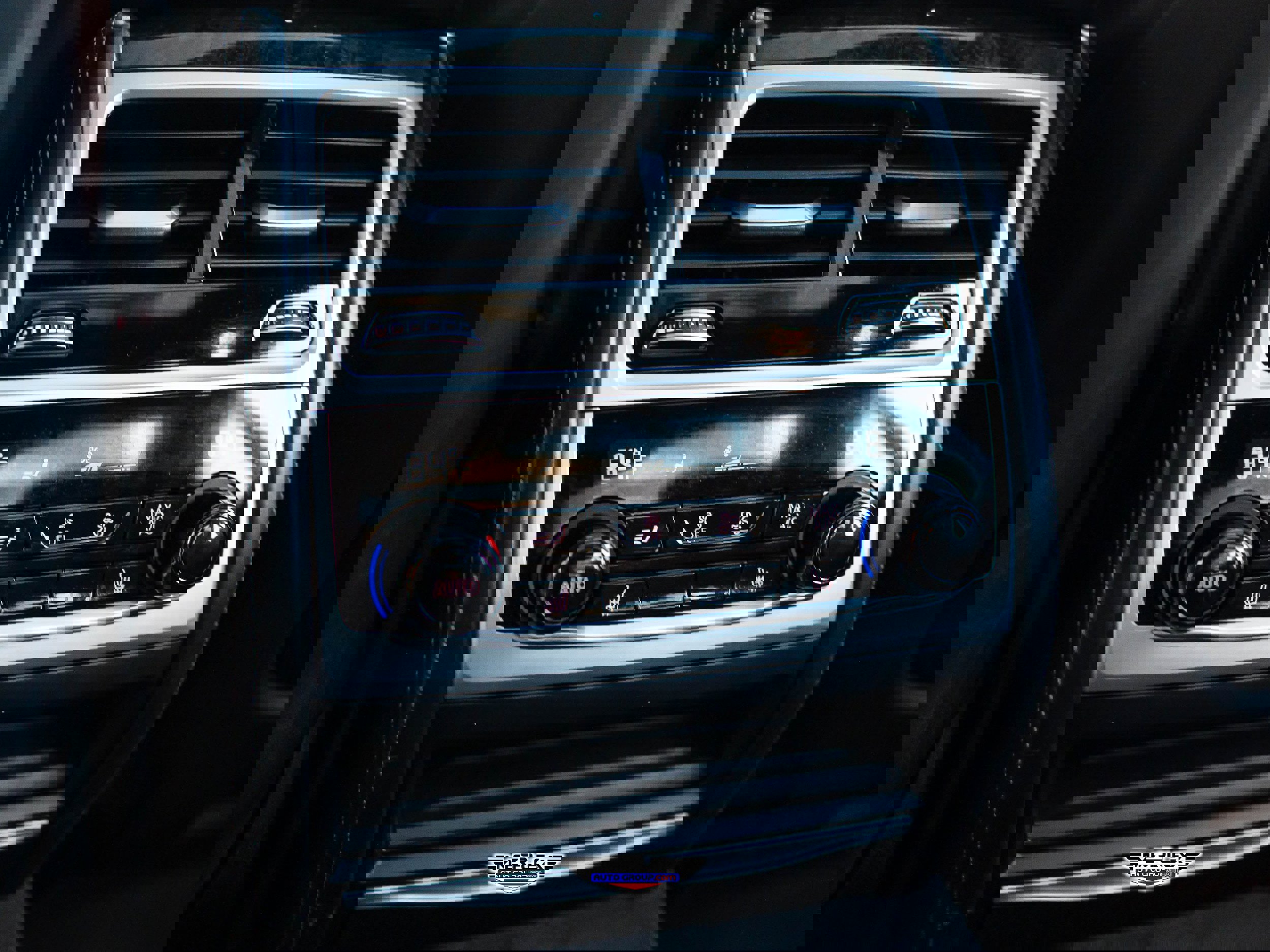 Used 2019 BMW 750i xDrive w/ Executive Package image 23