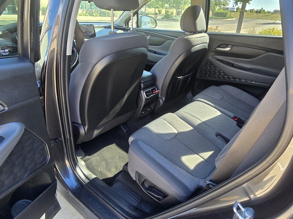 Used 2023 Hyundai Santa Fe SEL FWD image 15