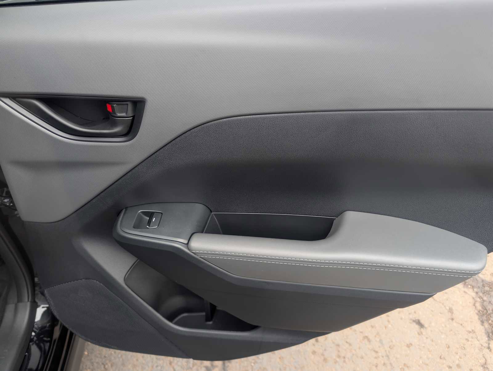 Certified 2025 Subaru Crosstrek 2.0i Premium image 26