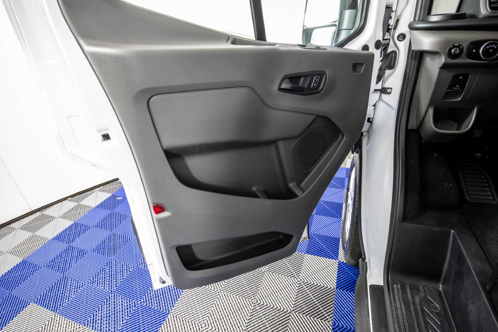 Used 2025 Ford Transit 350 XLT RWD image 14
