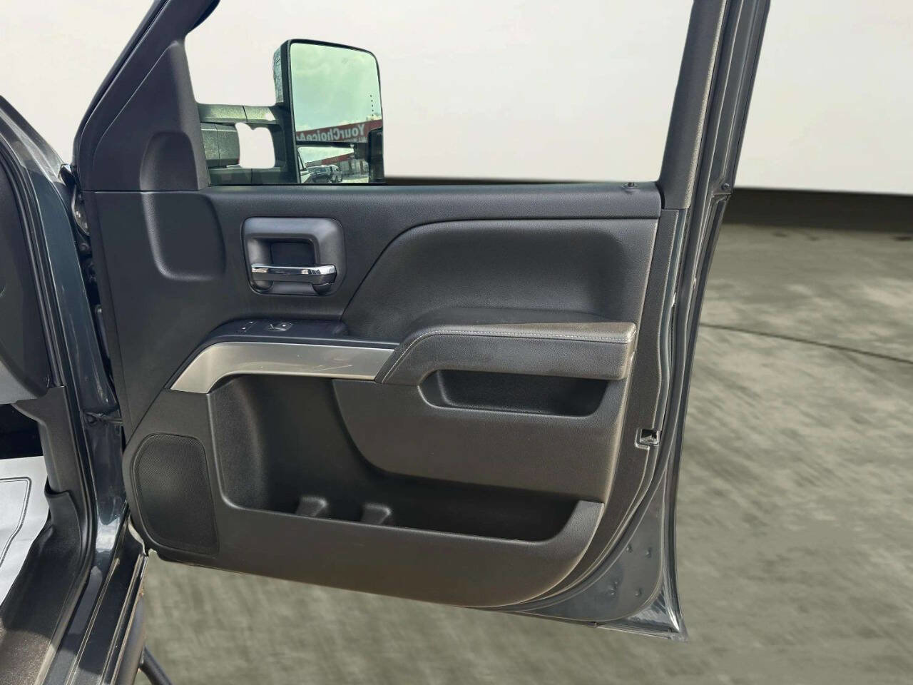 Used 2017 Chevrolet Silverado 1500 LT w/ All Star Edition image 23