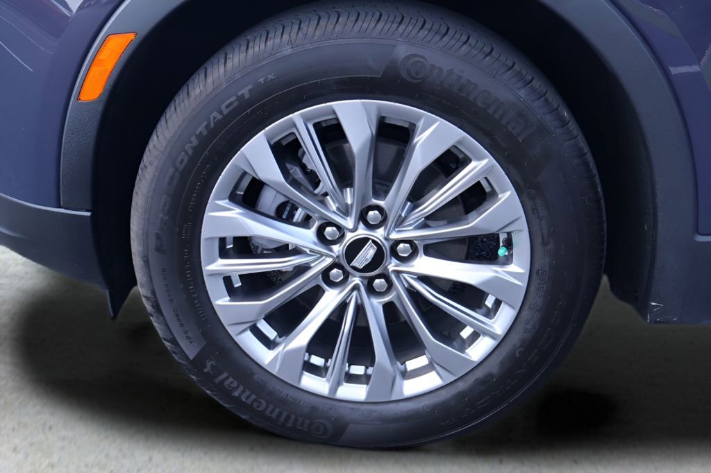 Certified 2024 Cadillac XT4 Premium Luxury image 28