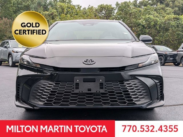 Used 2025 Toyota Camry SE FWD image 10