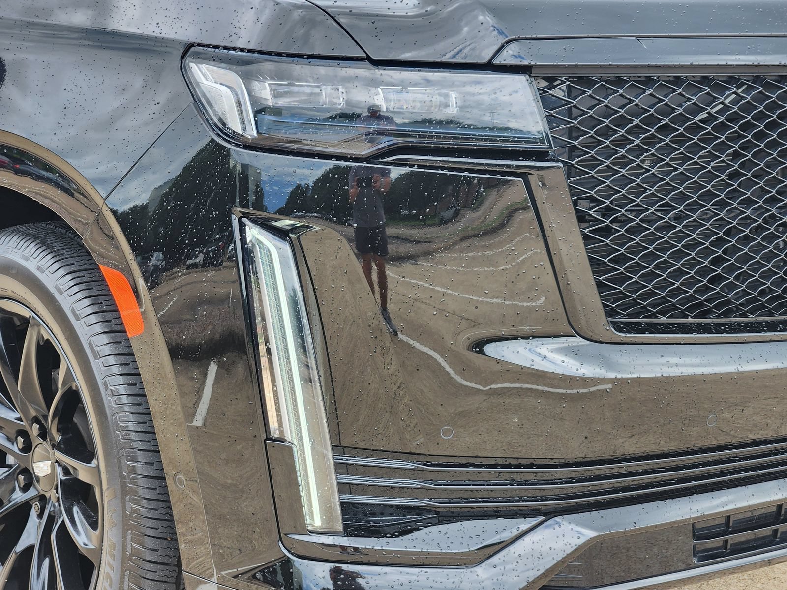 Used 2022 Cadillac Escalade ESV Sport Platinum w/ LPO, ONYX Package AWD/4WD image 9