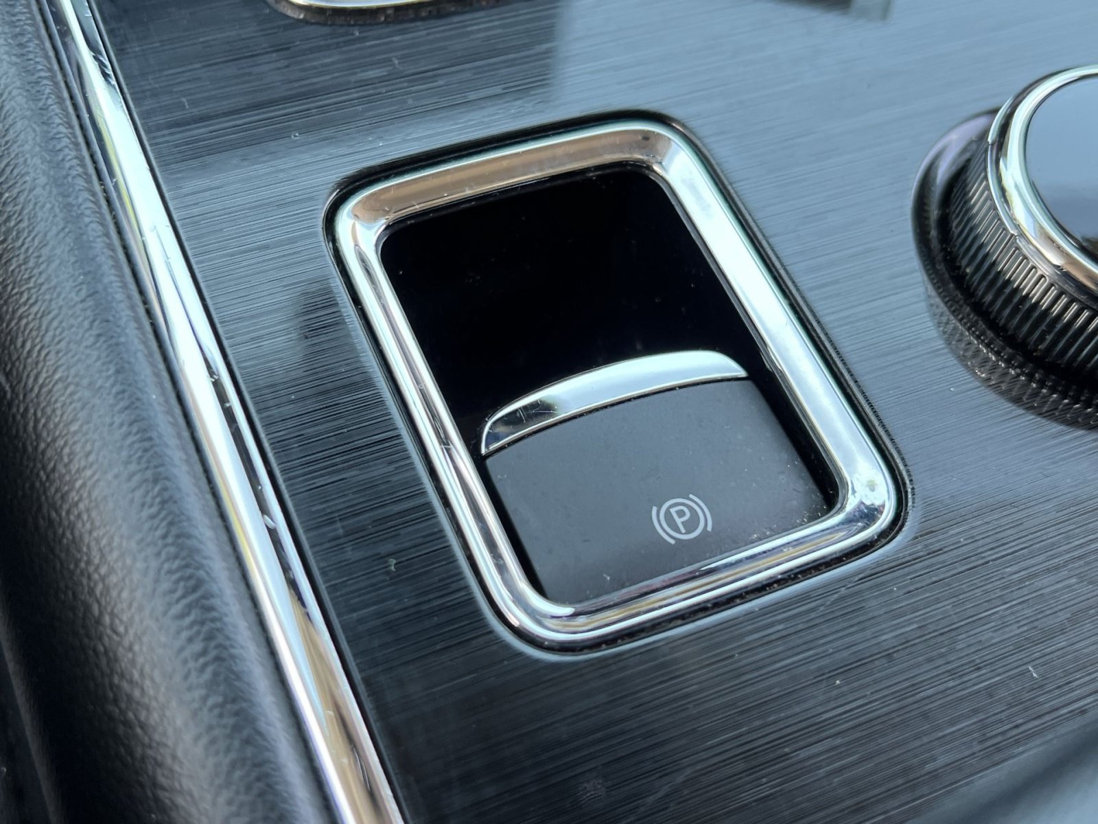 Used 2024 Lincoln Aviator Reserve AWD/4WD image 40