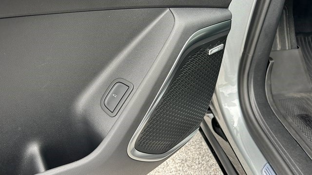 Certified 2024 Chevrolet Traverse RS w/ LPO, Floor Liner Package image 22