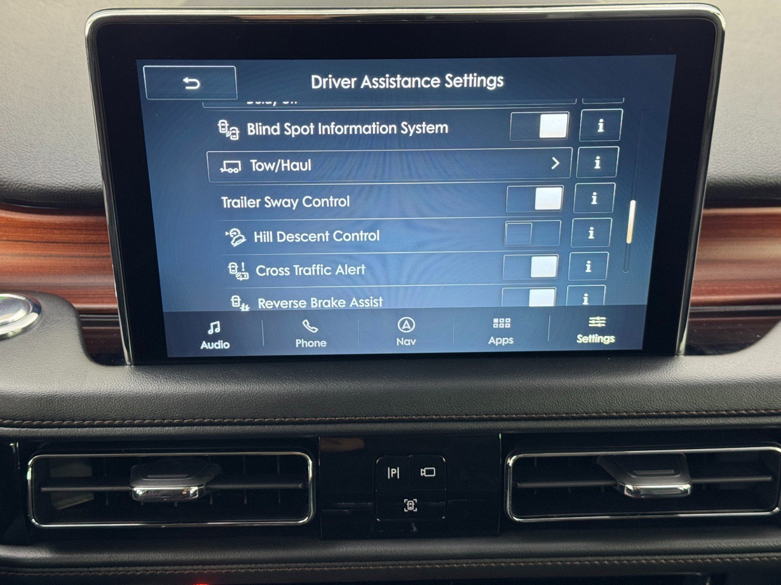 Used 2023 Lincoln Aviator Grand Touring w/ Equipment Group 301A image 30