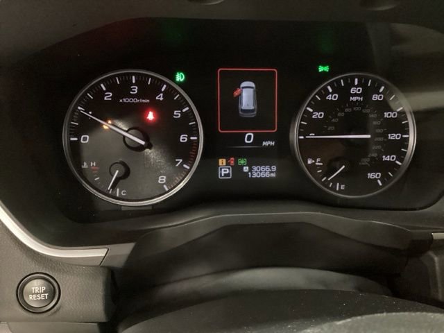 Used 2023 Subaru Ascent Limited image 6