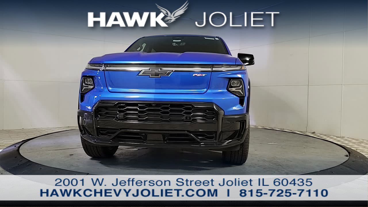New 2025 Chevrolet Silverado EV RST AWD/4WD image 3
